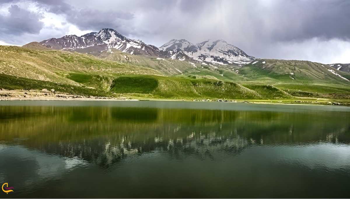دریاچه طاووس گولی اردبیل