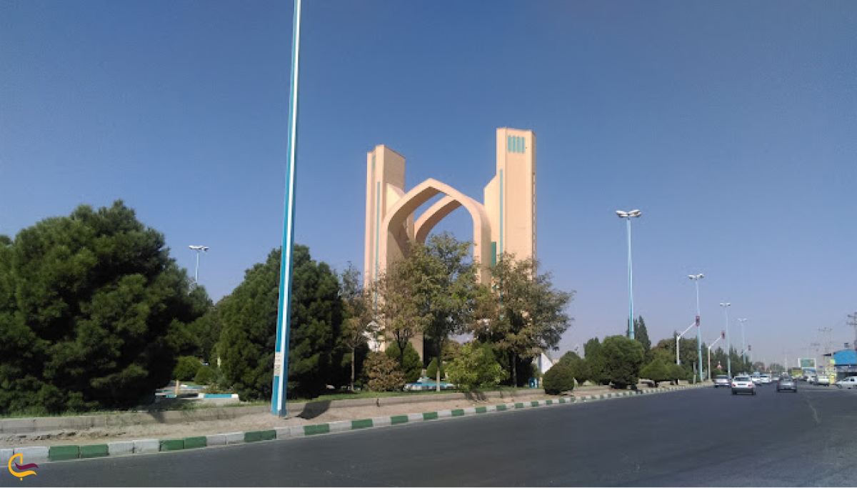 سفر زمینی به یزد