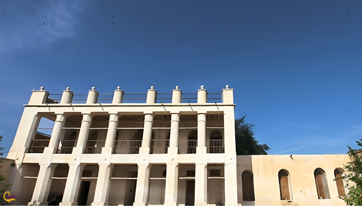 برج خان گناوه از جاهای دیدنی اطراف بوشهر