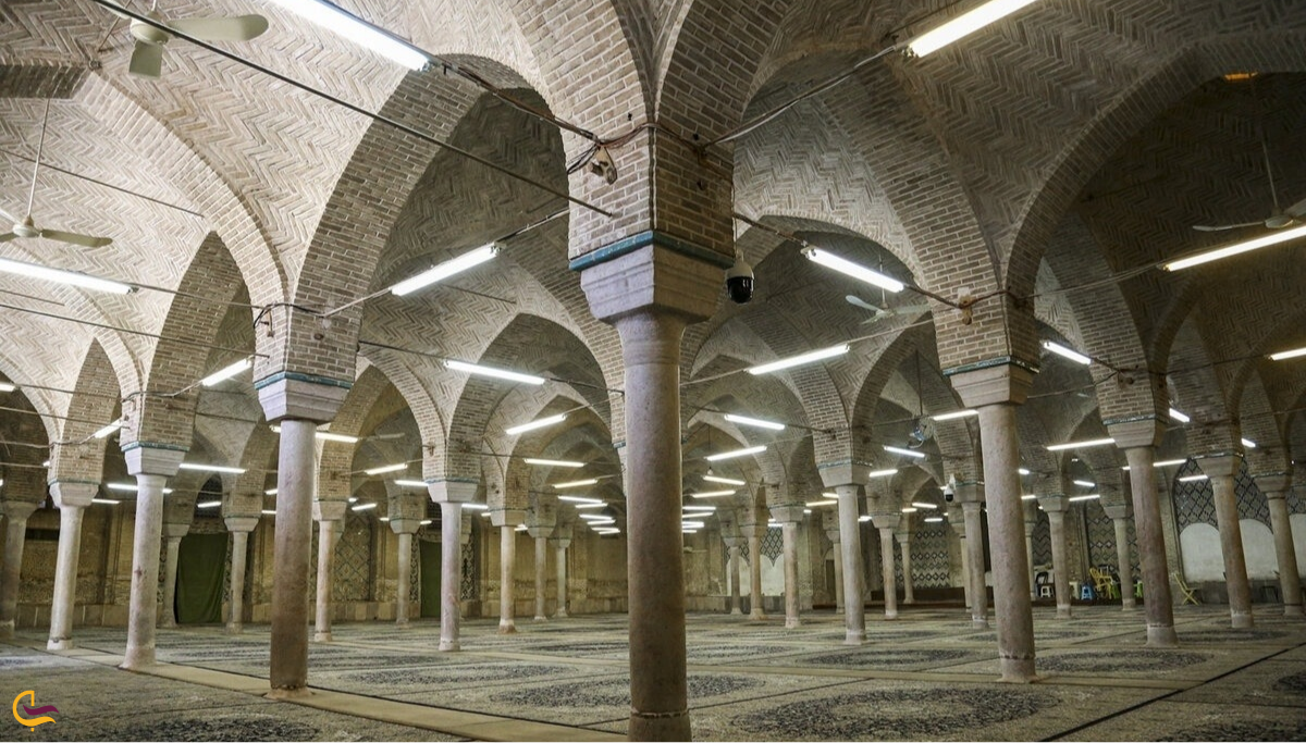 مسجد چهل ستون کرمان