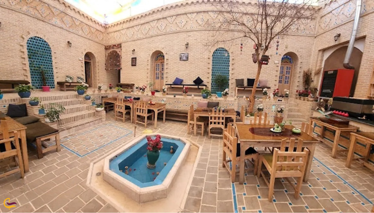 هزینه خورد و خوراک در سفر کرمان